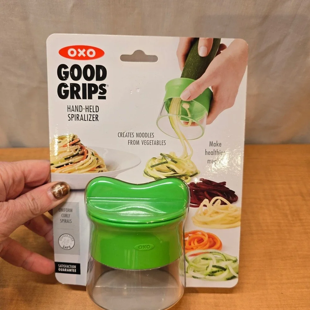 Oxo Good Grips Hand-Held Spiralizer Curly Vegetable Noodles Factory Seal Healthy